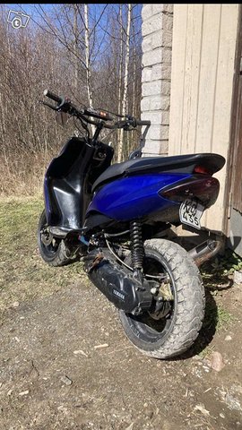 Yamaha jog, kuva 1