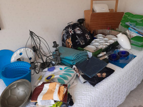 Kodintarvikepaketti, Säilytysastiat ja rasiat, Keittiötarvikkeet ja astiat, Kajaani, Tori.fi Kodintarvikepaketti, Säilytysastiat ja rasiat, Keittiötarvikkeet ja astiat, Kajaani, Tori.fi