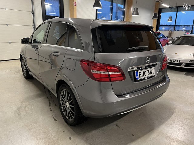Mercedes-Benz B 5