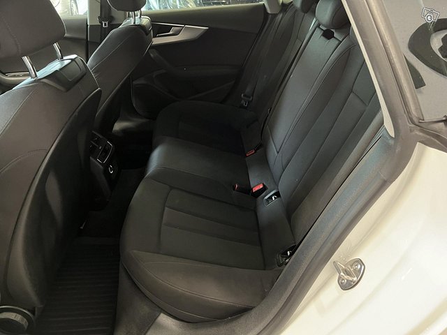 Audi A5 10