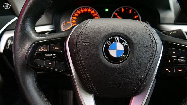 BMW 5-SARJA 13