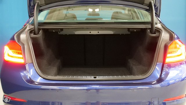 BMW 5-SARJA 16