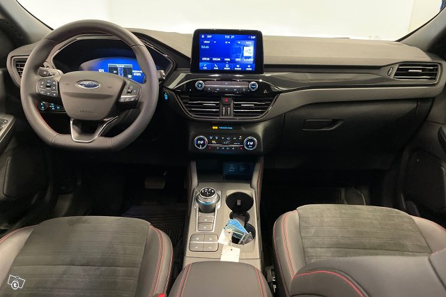 Ford Kuga 7