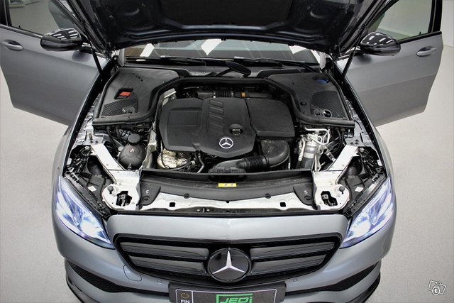 Mercedes-Benz E 23