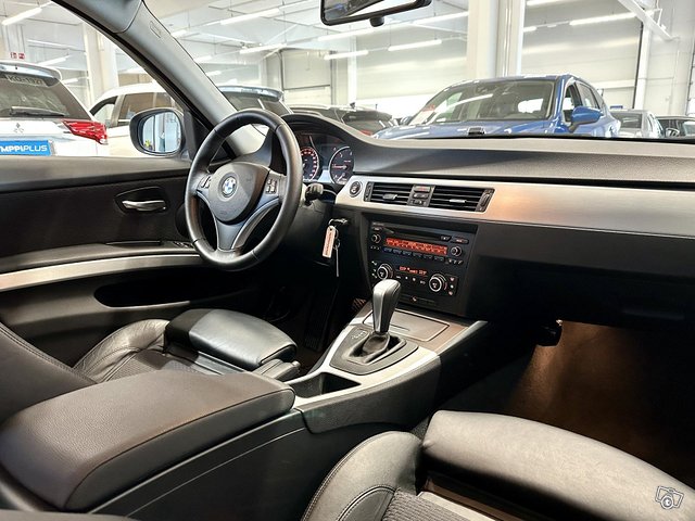 BMW 320 13