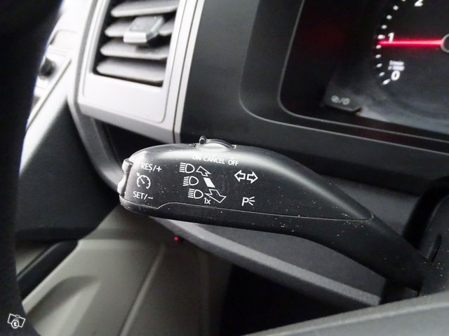 Volkswagen Transporter 19