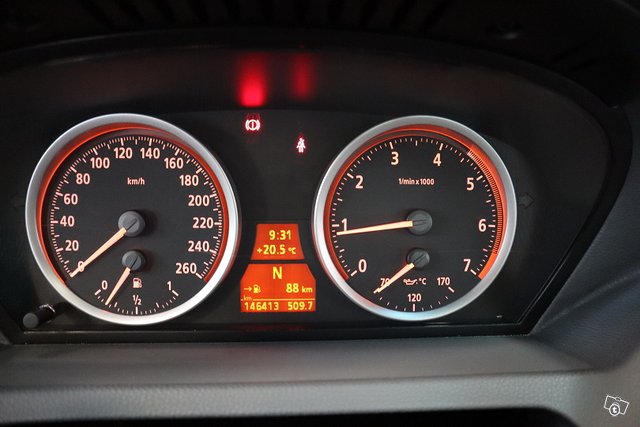 BMW 6-SARJA 11