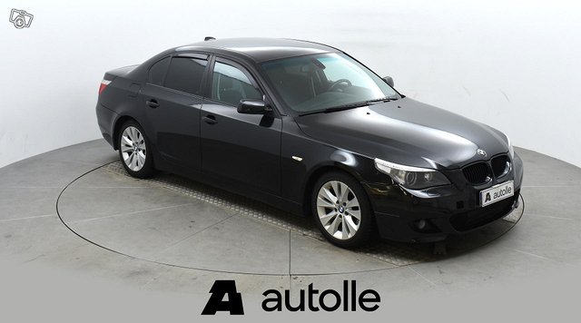 BMW 523 4