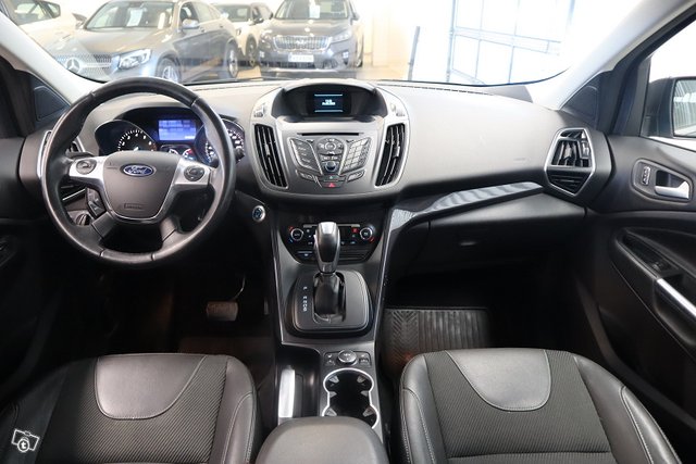 Ford Kuga 4