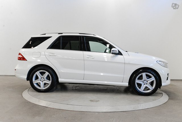 Mercedes-Benz ML 4