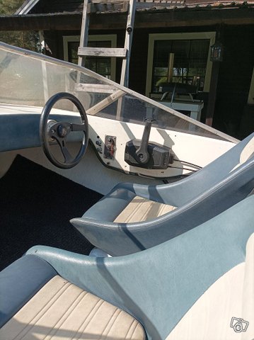 Hyvä Bella + 35 hv Evinrude 5