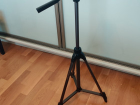 Vanguard MK-1 kameran jalusta 1,32 m 750g, Valokuvaustarvikkeet, Kamerat ja valokuvaus, Oulu, Tori.fi Vanguard MK-1 kameran jalusta 1,32 m 750g, Valokuvaustarvikkeet, Kamerat ja valokuvaus, Oulu, Tori.fi