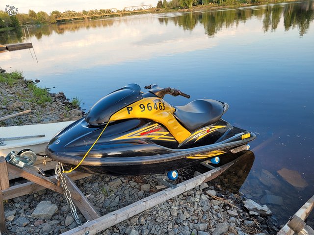 Yamaha gpr 1300, kuva 1