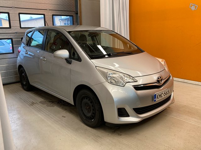 Toyota Verso-S, kuva 1