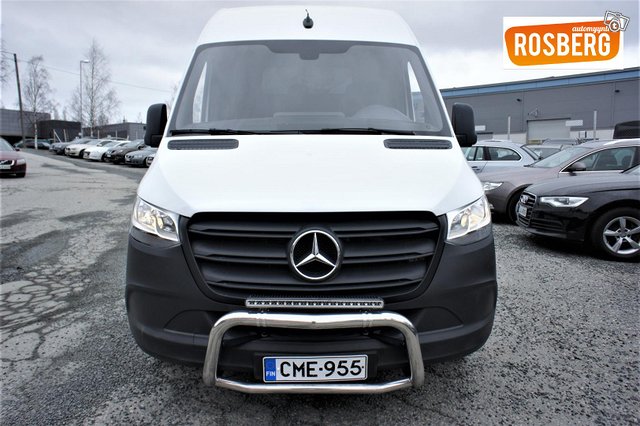 Mercedes-Benz Sprinter 2