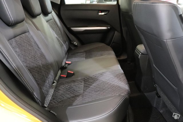 Suzuki Vitara 9
