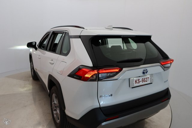 Toyota RAV4 17