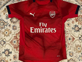 Lasten Arsenal T-paita, Jalkapallo, Urheilu ja ulkoilu, Vaasa, Tori.fi Lasten Arsenal T-paita, Jalkapallo, Urheilu ja ulkoilu, Vaasa, Tori.fi