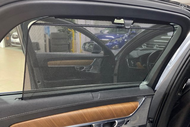 Volvo S90 14