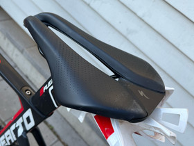 Specialized satula ja juomapullotelineet, Pyörätarvikkeet ja kypärät, Polkupyörät ja pyöräily, Lappeenranta, Tori.fi Specialized satula ja juomapullotelineet, Pyörätarvikkeet ja kypärät, Polkupyörät ja pyöräily, Lappeenranta, Tori.fi