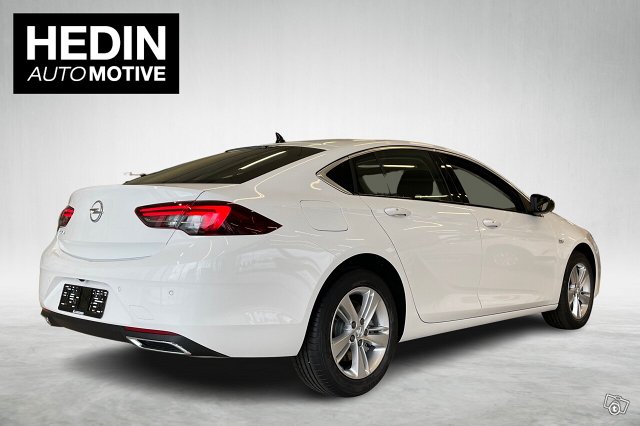 Opel Insignia 4