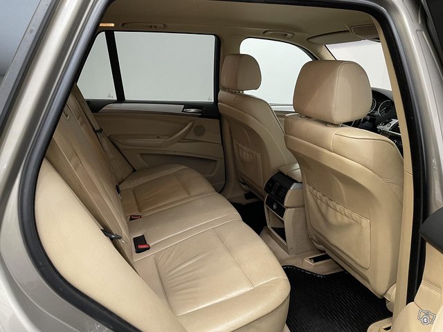 BMW X5 11