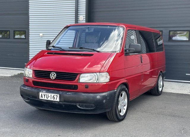 Volkswagen Caravelle 2