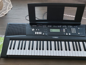 Kosketinsoitin, Pianot, urut ja koskettimet, Musiikki ja soittimet, Oulu, Tori.fi Kosketinsoitin, Pianot, urut ja koskettimet, Musiikki ja soittimet, Oulu, Tori.fi