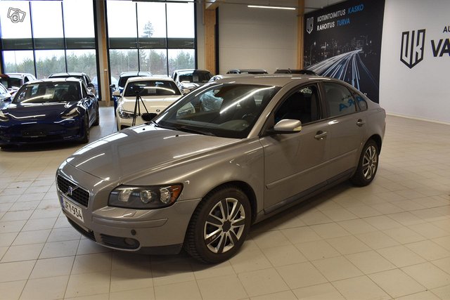 Volvo S40