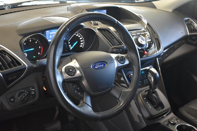 Ford Kuga 12
