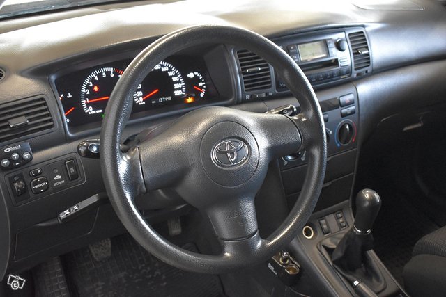 Toyota Corolla 11