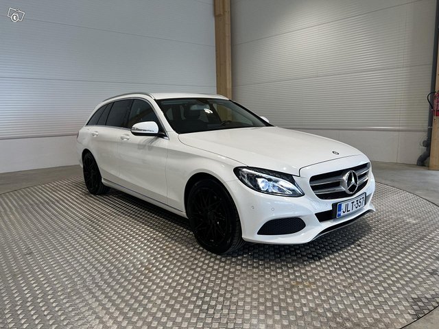 Mercedes-Benz C 2