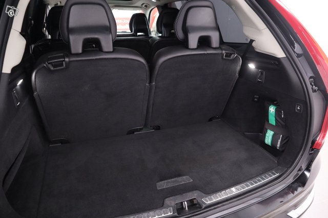 Volvo XC90 20