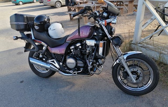 Honda vf 1100 c, kuva 1