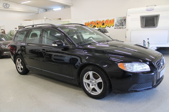 Volvo V70, kuva 1