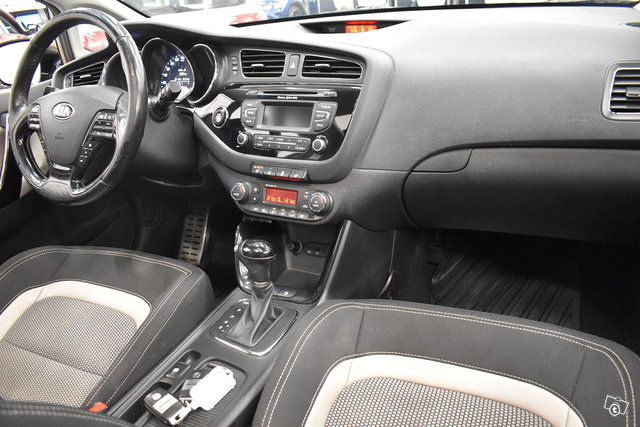 Kia Ceed 16