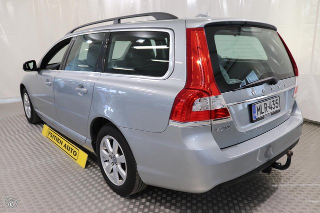Volvo V70 7