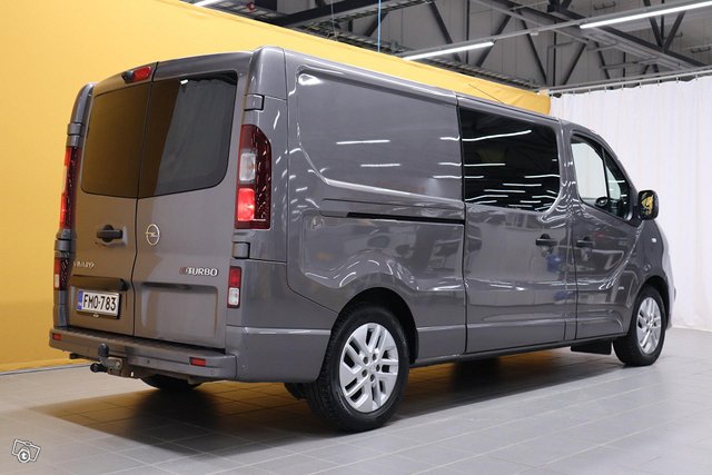 Opel Vivaro 4