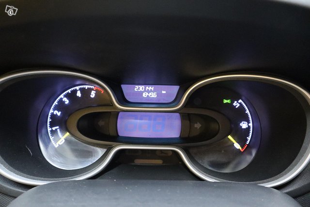 Opel Vivaro 15