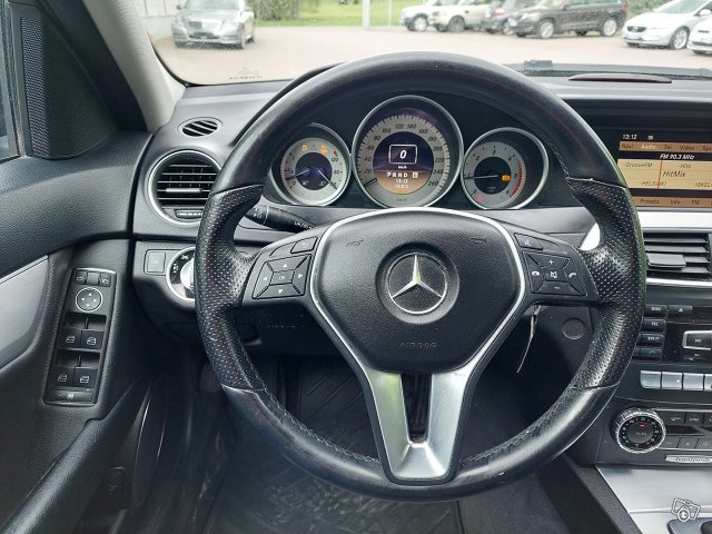 Mercedes-Benz C 13