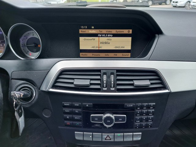 Mercedes-Benz C 15
