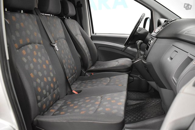 Mercedes-Benz Vito 14