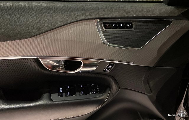 Volvo XC90 10