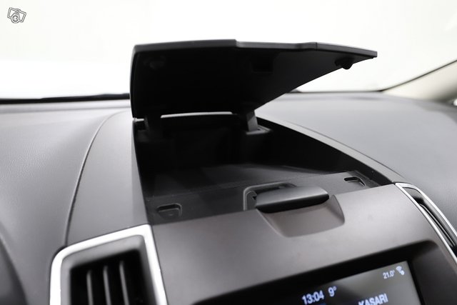 Ford Galaxy 23