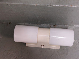 Vanhat Wc/keittiö valaisin retro, Valaisimet, Sisustus ja huonekalut, Heinola, Tori.fi Vanhat Wc/keittiö valaisin retro, Valaisimet, Sisustus ja huonekalut, Heinola, Tori.fi