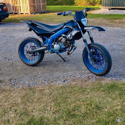 Derbi Senda, kuva 1