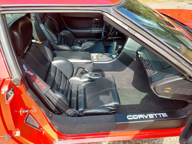 Chevrolet Corvette 9