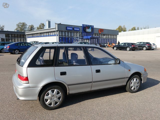 Suzuki SWIFT 4