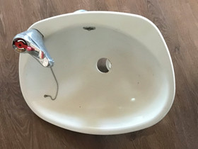 Emaliallas hanoineen, Kylpyhuoneet, WC:t ja saunat, Rakennustarvikkeet ja työkalut, Joensuu, Tori.fi Emaliallas hanoineen, Kylpyhuoneet, WC:t ja saunat, Rakennustarvikkeet ja työkalut, Joensuu, Tori.fi