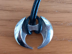 Saurum hopeinen kaulakoru, Kellot ja korut, Asusteet ja kellot, Muurame, Tori.fi Saurum hopeinen kaulakoru, Kellot ja korut, Asusteet ja kellot, Muurame, Tori.fi